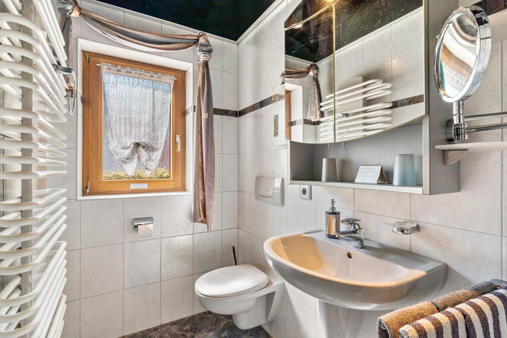 Gaestehaus Gerda バート・ペーターシュタル・グリースバッハ エクステリア 写真